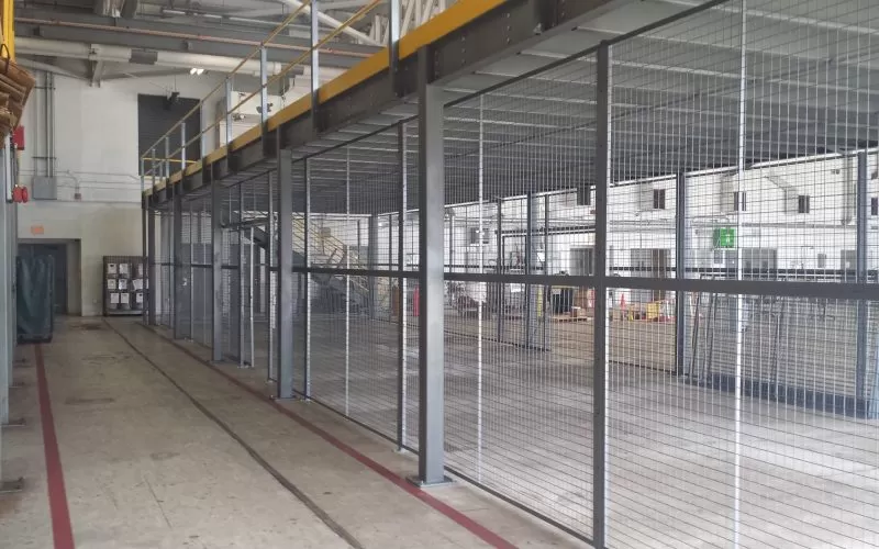 BeastWire Gray Warehouse Partition