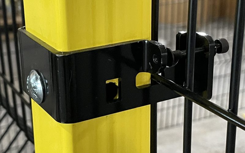 RageWire Partition - Bracket Seated in Bottom Cavity - SpaceGuard Products