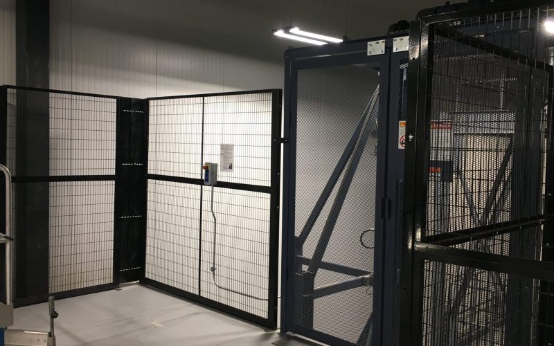 partition cage around Pflow Lift